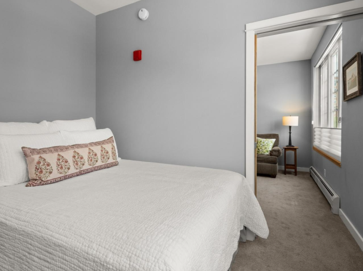 193 Saint Paul St #209 - Photo 6 of 15