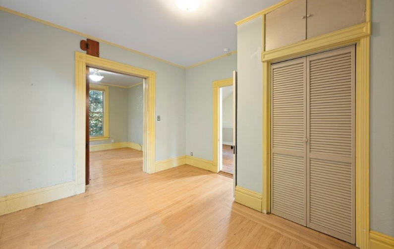 1726 Parker St #1 - Photo 5 of 16
