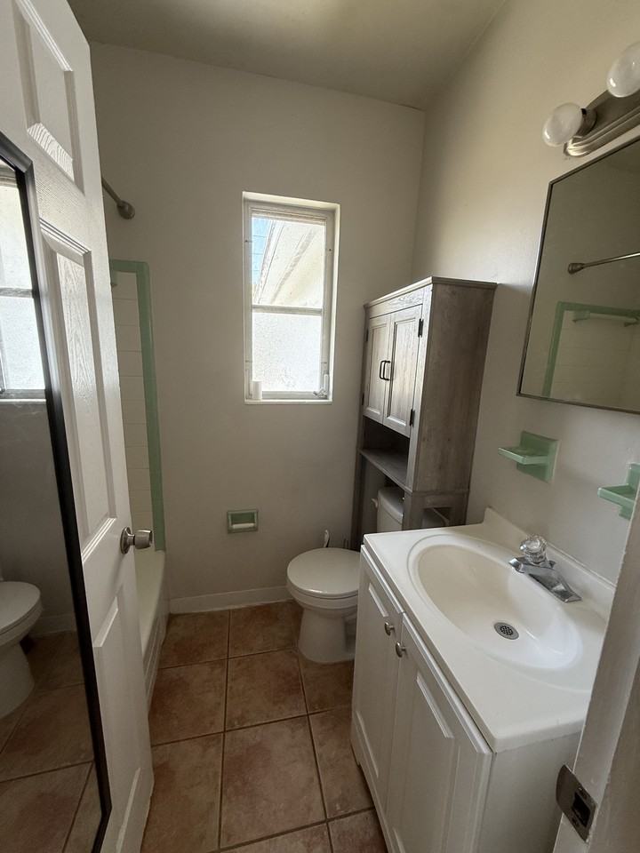 698 Union St #6 - Photo 7 of 7