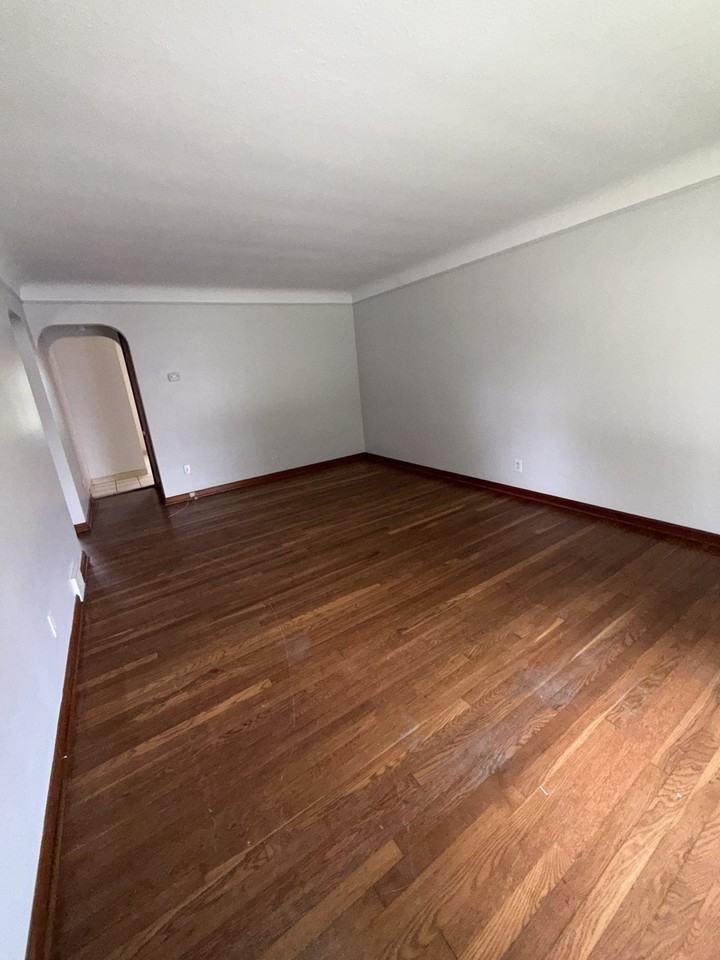 11006 Mccracken Rd - Photo 2 of 14