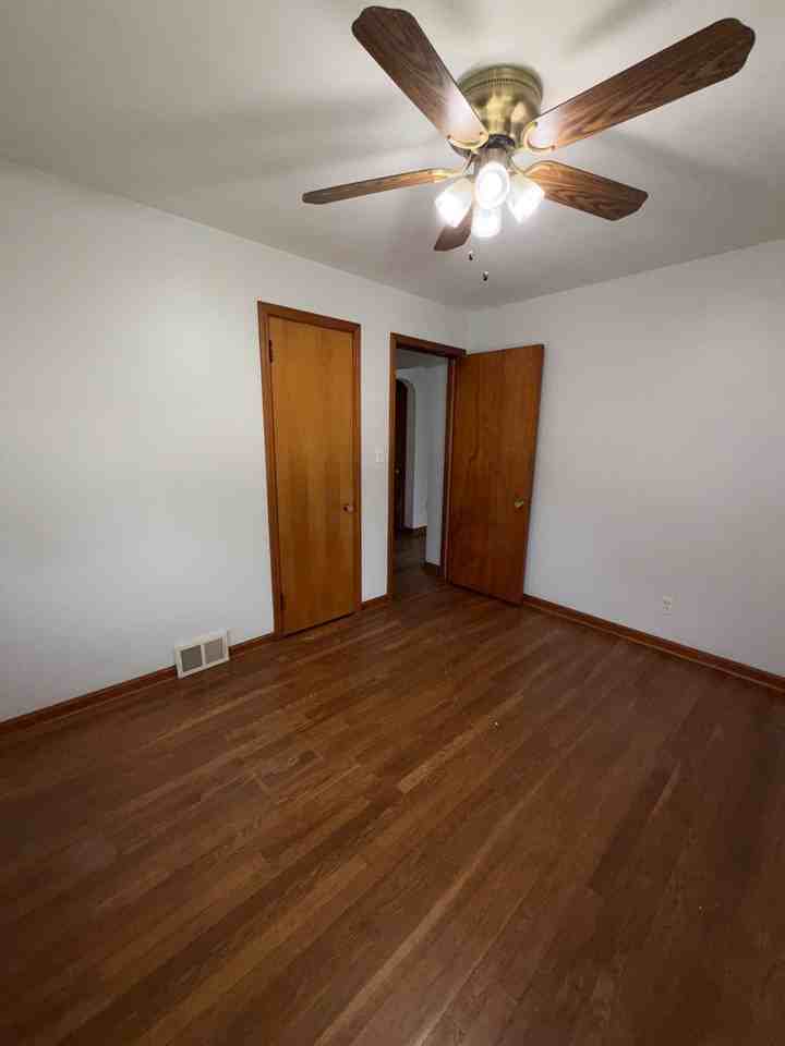 11006 Mccracken Rd - Photo 7 of 14