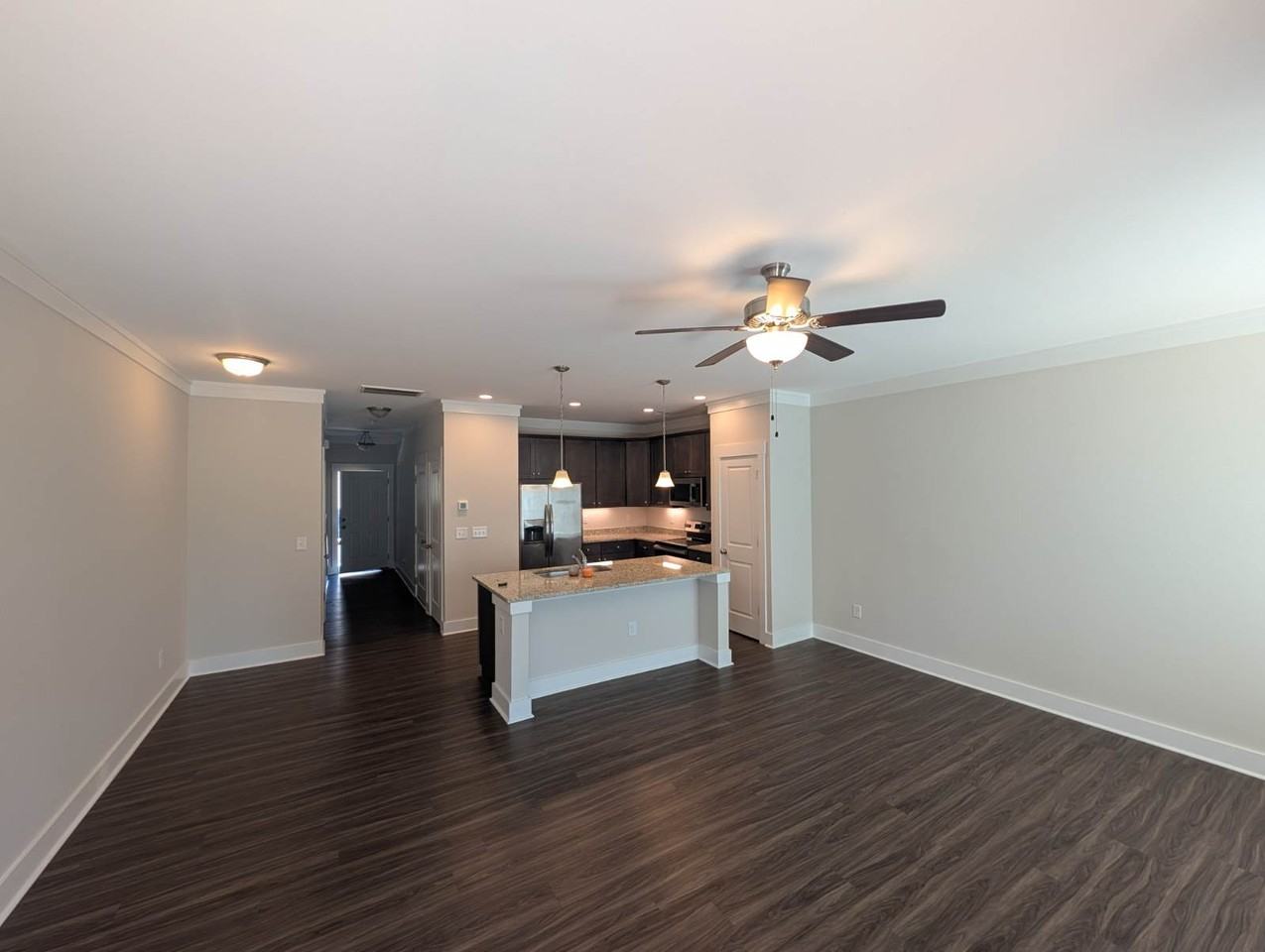 104 Bluet Ln - Photo 3 of 9