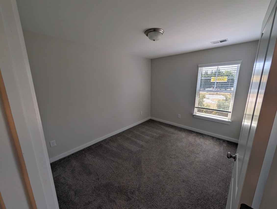 104 Bluet Ln - Photo 5 of 9