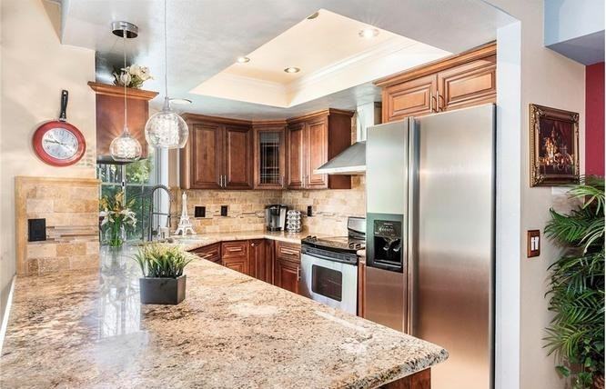 12555 Euclid St - Photo 5 of 27