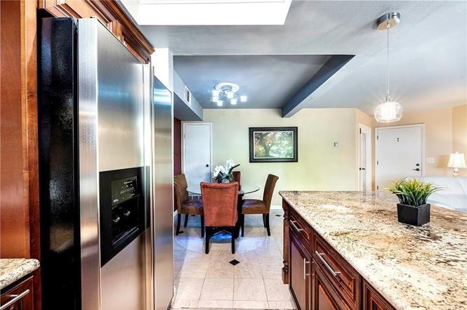 12555 Euclid St - Photo 7 of 27