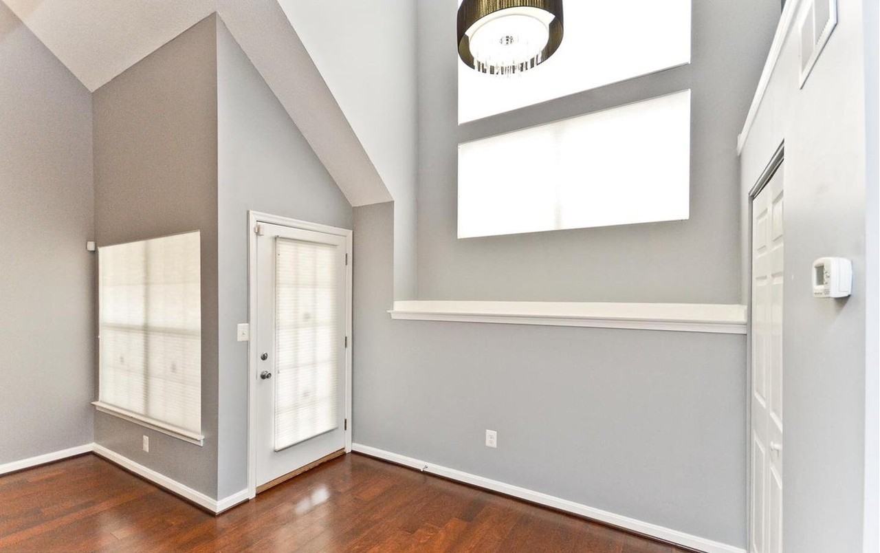 15645 Easthaven Ct - Photo 7 of 23