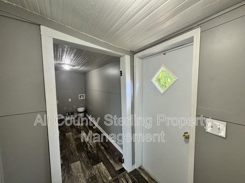 917 Ne Aberdeen Ave - Photo 7 of 11