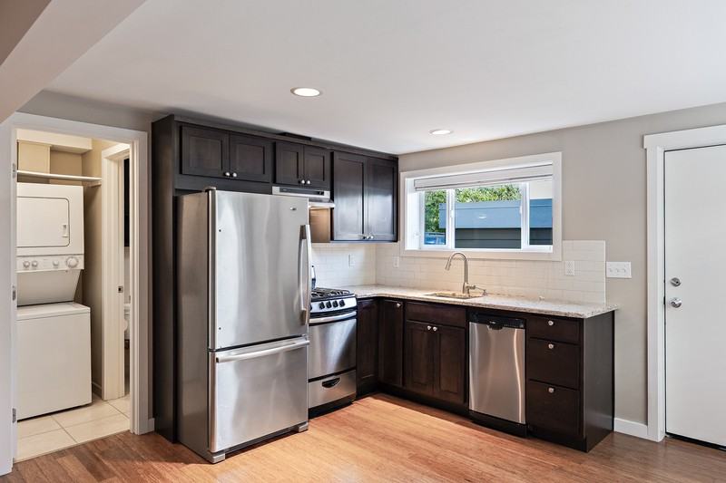 300 31st Ave #A - Photo 6 of 12