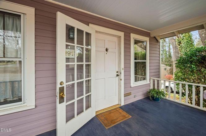 1913 Reaves Dr - Photo 2 of 26