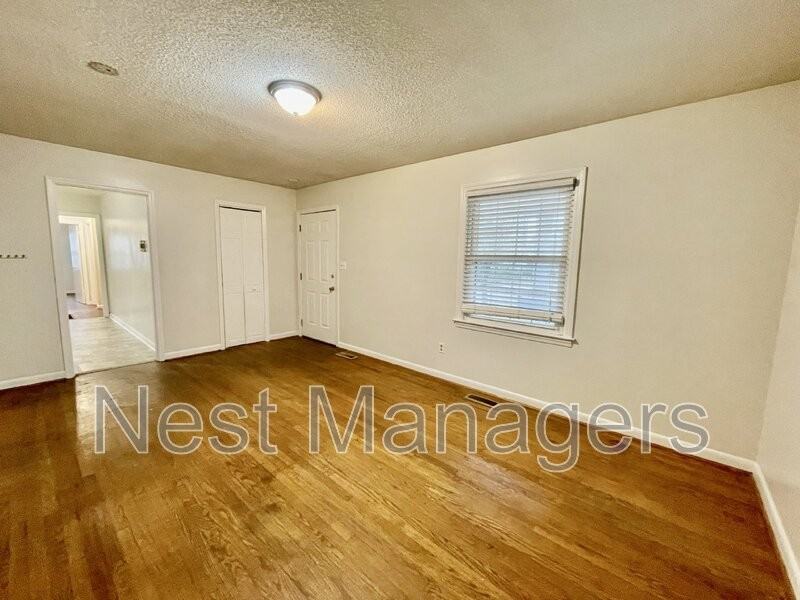3533 Furman Dr - Photo 3 of 21