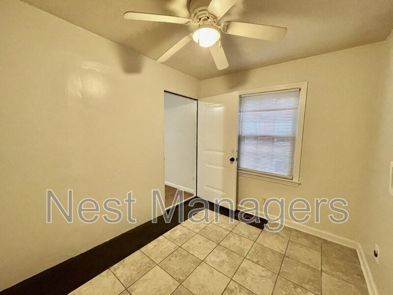 3533 Furman Dr - Photo 5 of 21