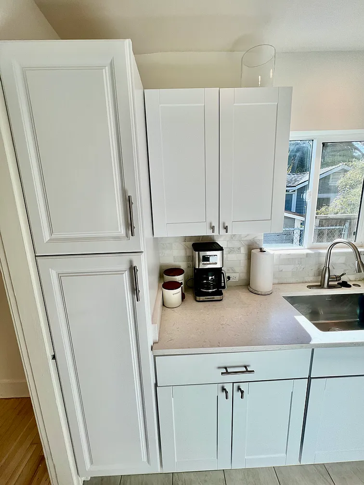 2509 Bath St - Photo 3 of 18