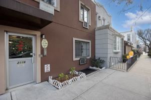 featured image of 2116 Greene Ave #A2