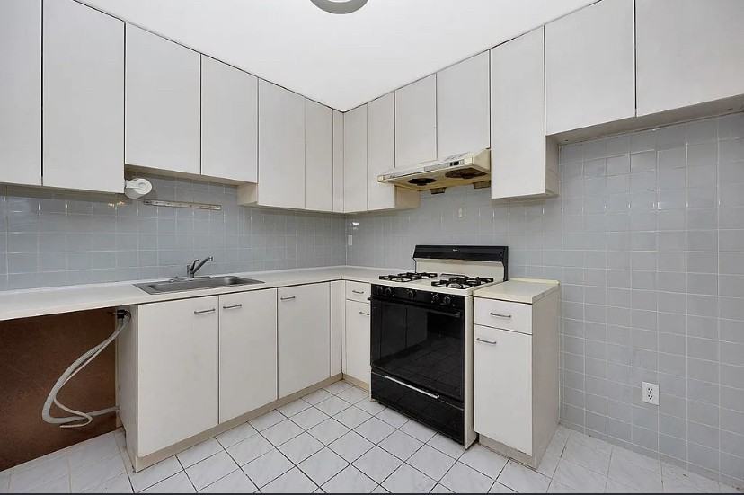 2116 Greene Ave #A2 - Photo 3 of 11