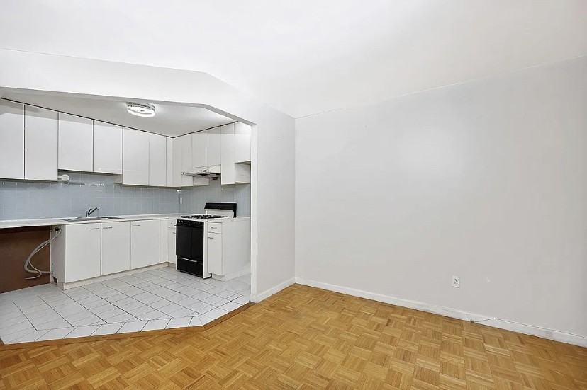 2116 Greene Ave #A2 - Photo 5 of 11
