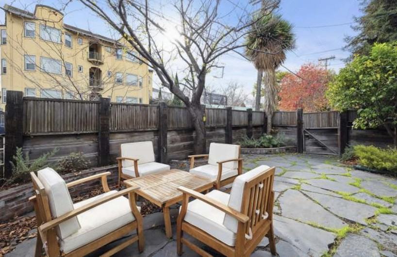 1119 Hearst Ave - Photo 2 of 16