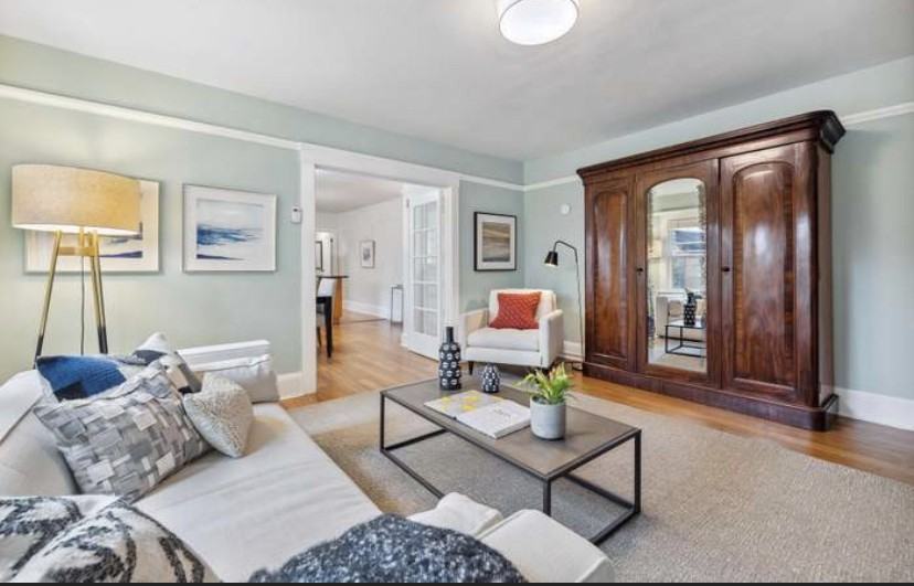 1119 Hearst Ave - Photo 4 of 16