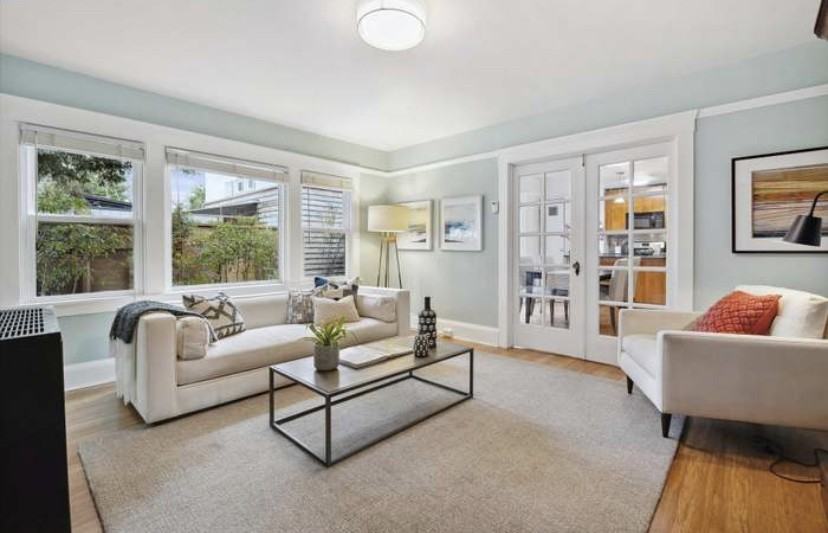 1119 Hearst Ave - Photo 5 of 16