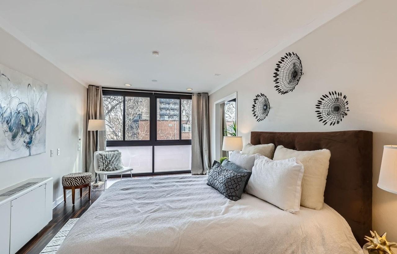 1050 N Corona St #304 - Photo 5 of 13