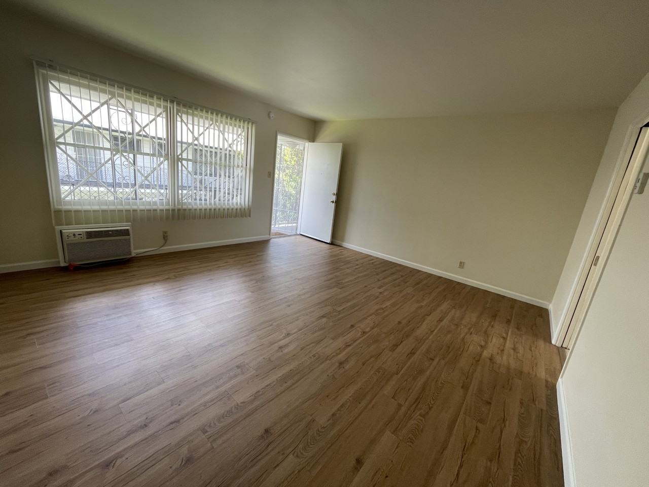 1137 E California Ave #22 - Photo 2 of 12