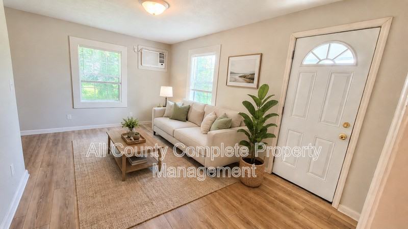9248 9th Ave - Photo 6 of 29