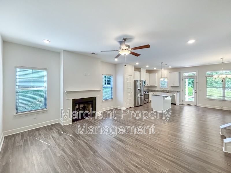 21 Jaycee Ct - Photo 5 of 23