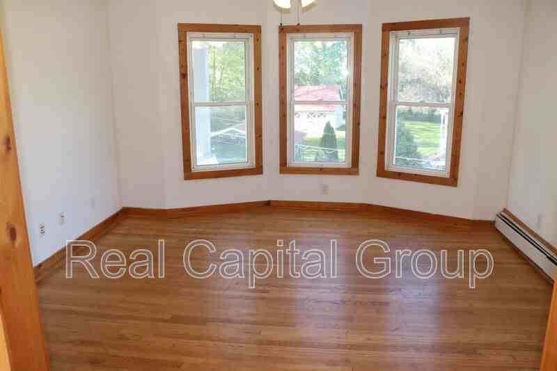 5 Ferris St #FL2 - Photo 3 of 22
