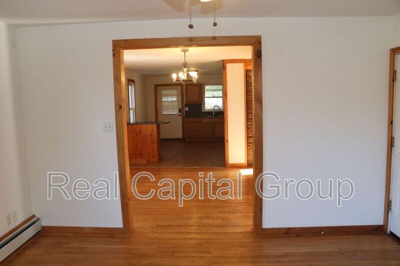 5 Ferris St #FL2 - Photo 4 of 22
