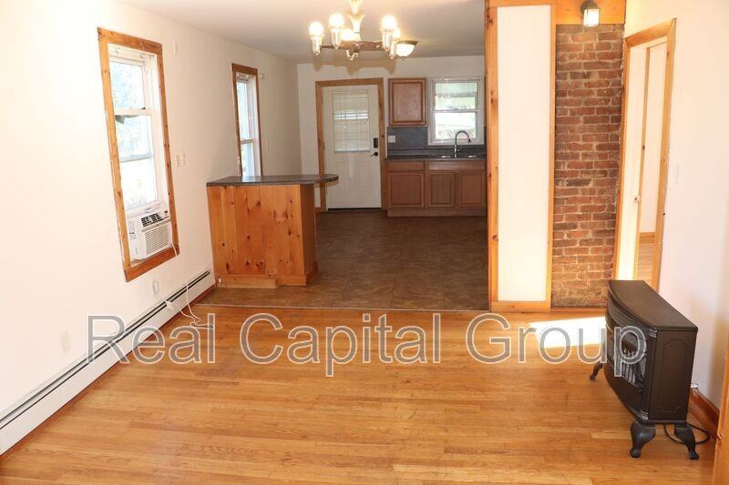 5 Ferris St #FL2 - Photo 5 of 22