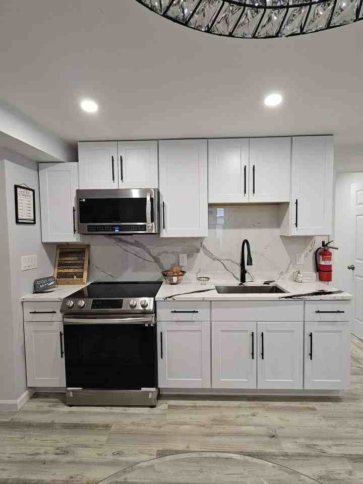 126 W Main St - Photo 4 of 10
