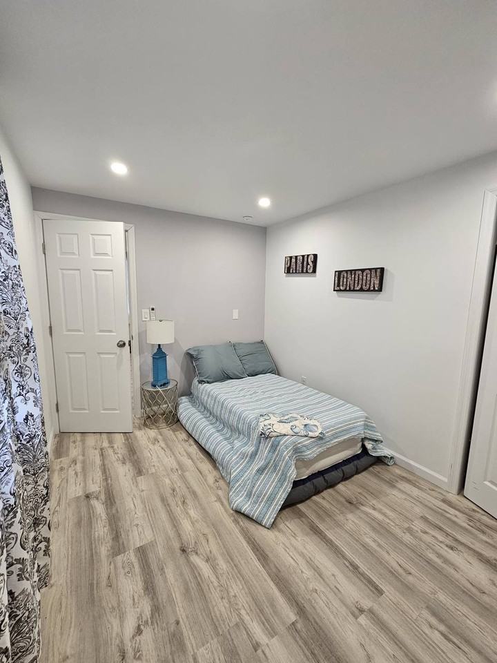 126 W Main St - Photo 6 of 10