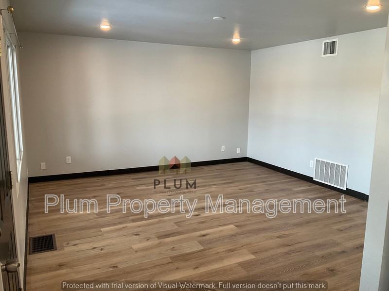 1024 Stephens Ave #10 - Photo 6 of 19