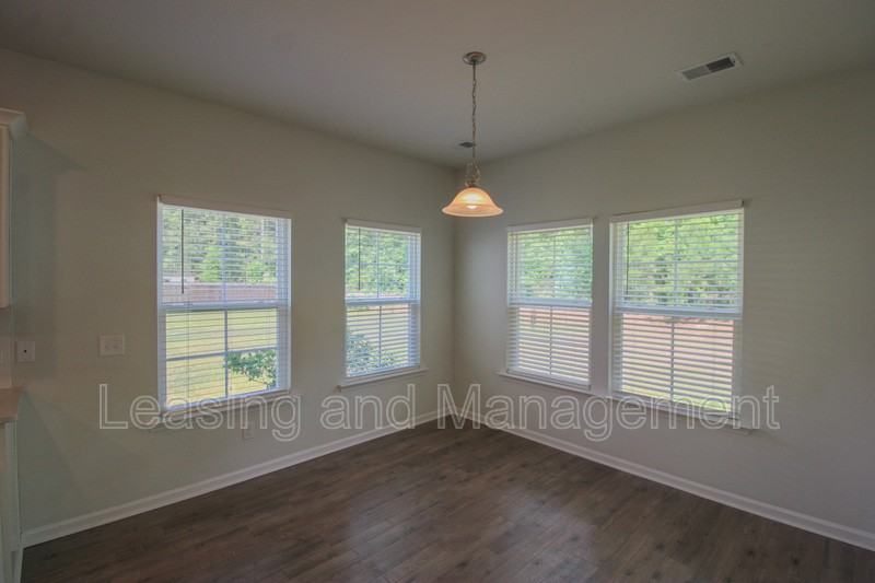 150 Daniels Creek Cir - Photo 7 of 27