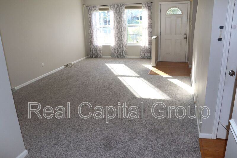 25B Mapleridge Ave - Photo 4 of 22