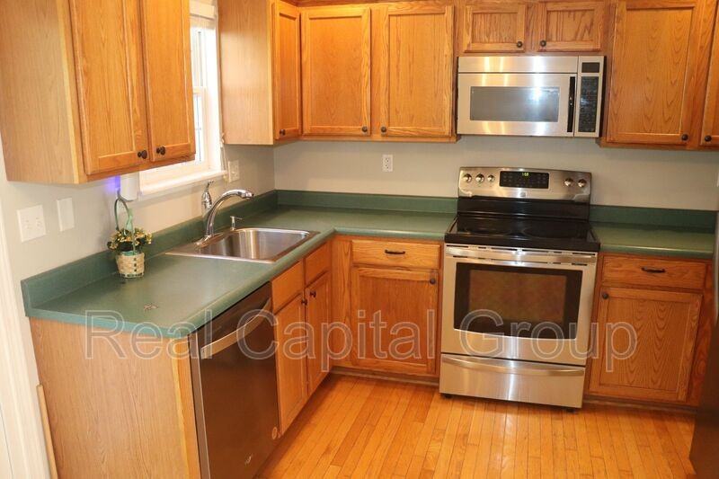 25B Mapleridge Ave - Photo 7 of 22