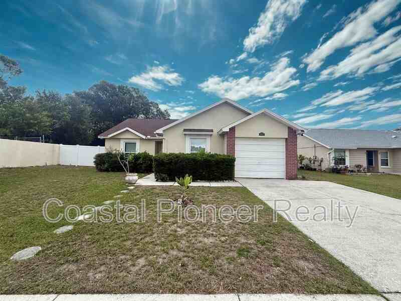 14057 Citrus Pointe Dr - Photo 2 of 21