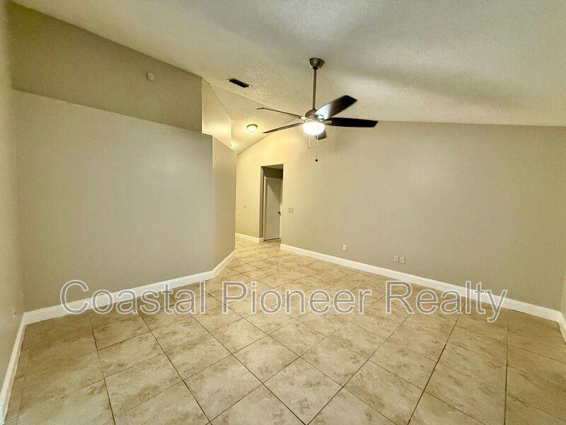 14057 Citrus Pointe Dr - Photo 5 of 21