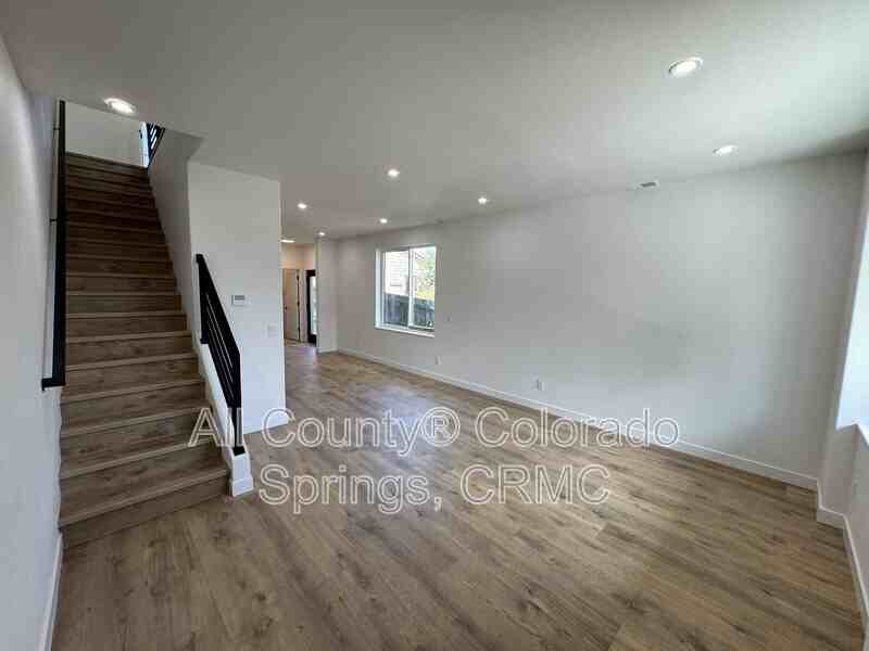 2512 W Bijou St - Photo 2 of 26