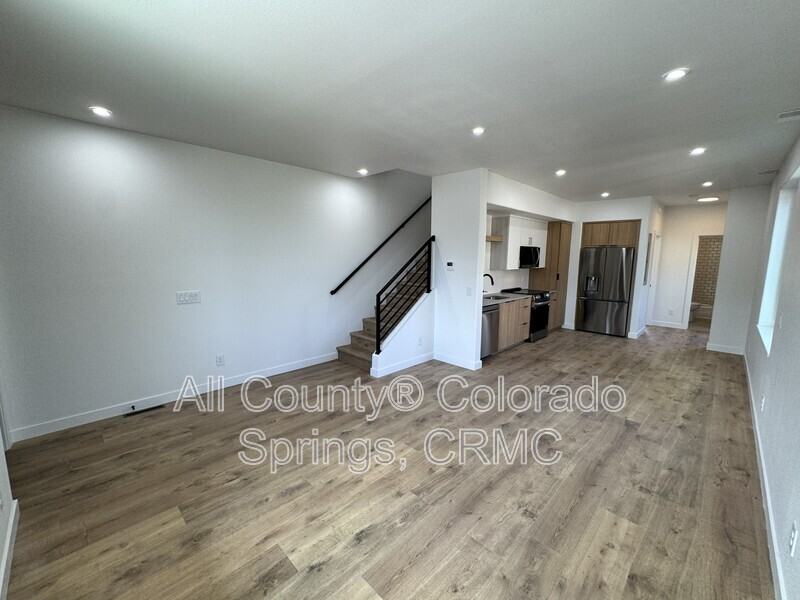 2512 W Bijou St - Photo 3 of 26