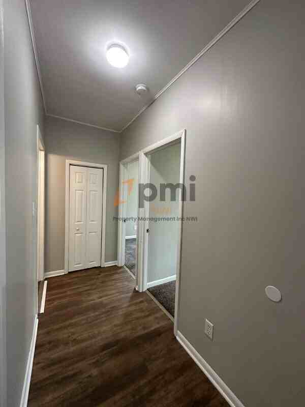 6812 Jackson Ave - Photo 6 of 23