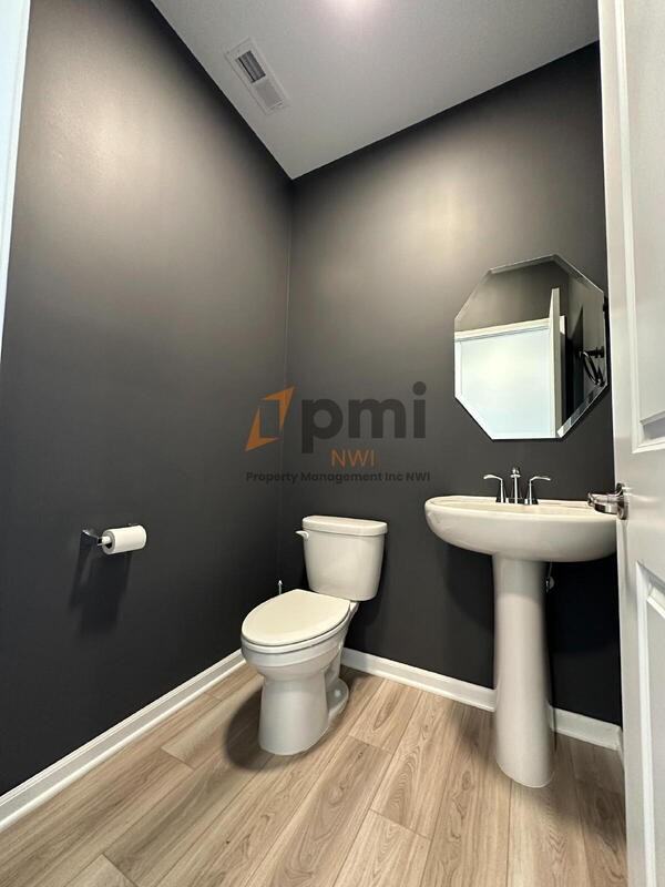 8366 Kannon Dr - Photo 4 of 30