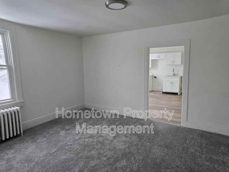 108 S High St #2 - Photo 3 of 6
