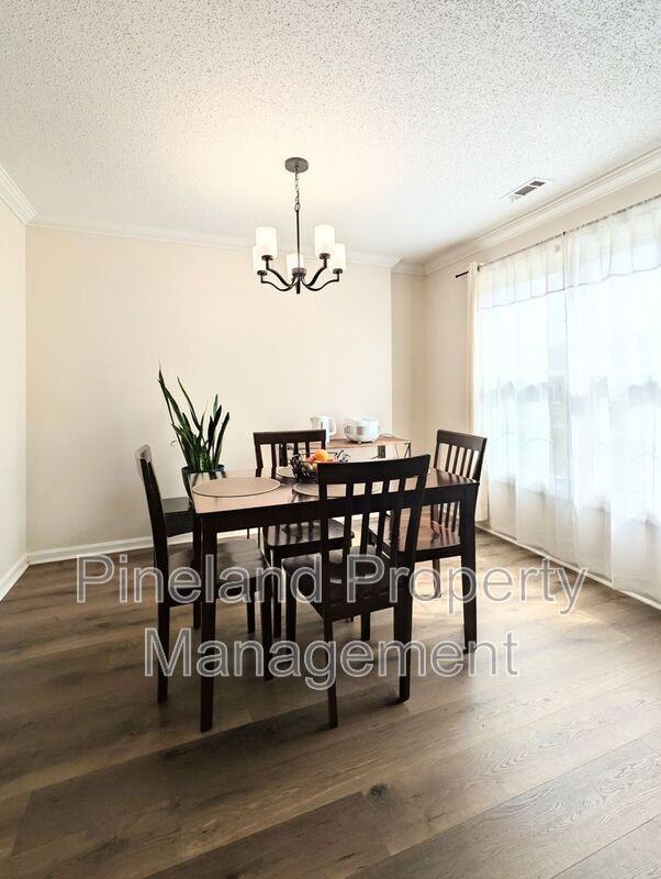 501 Camden Rd - Photo 7 of 21