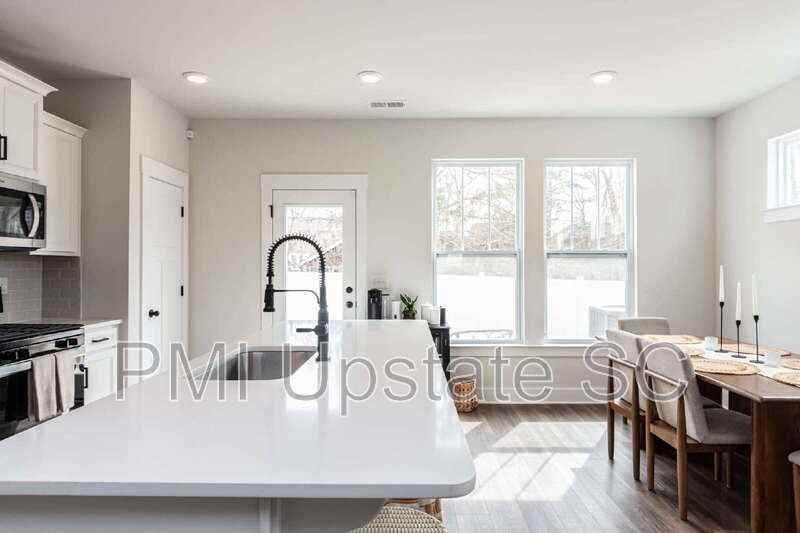 1069 Millison Pl - Photo 4 of 36