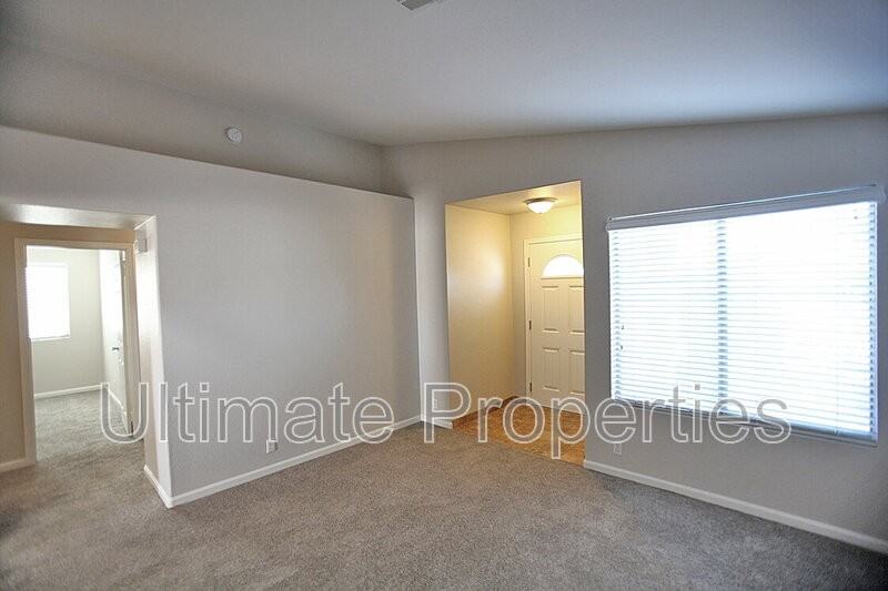 16933 W Marconi Ave - Photo 5 of 21