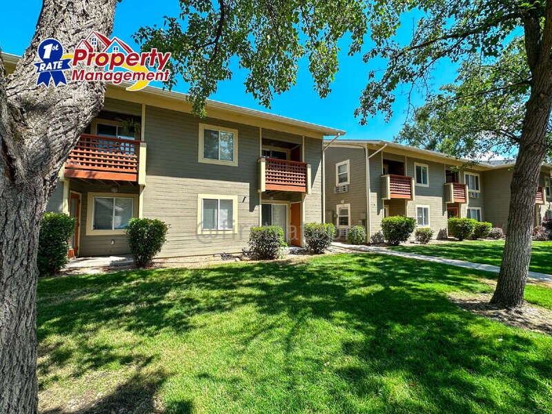 870 W Belmont St #208 - Photo 2 of 22