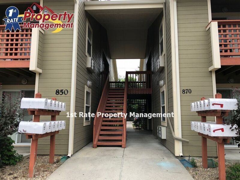 870 W Belmont St #208 - Photo 3 of 22