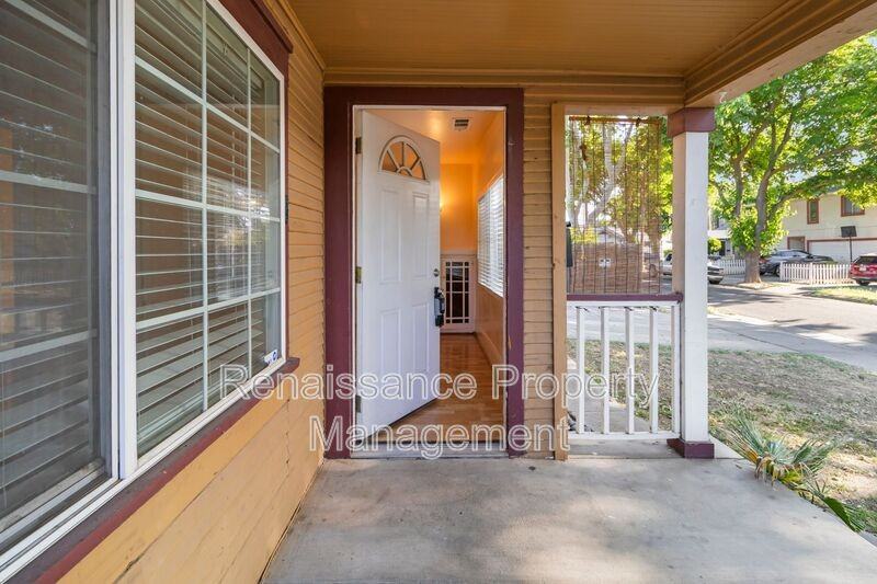 1026 Windeler Ave #A - Photo 7 of 27