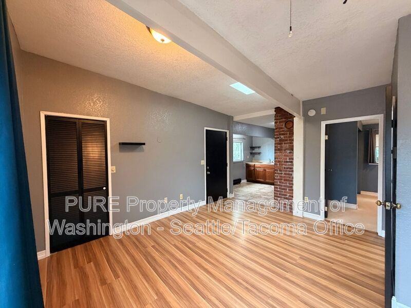 802 9th St Sw #802-1-2 - Photo 7 of 12