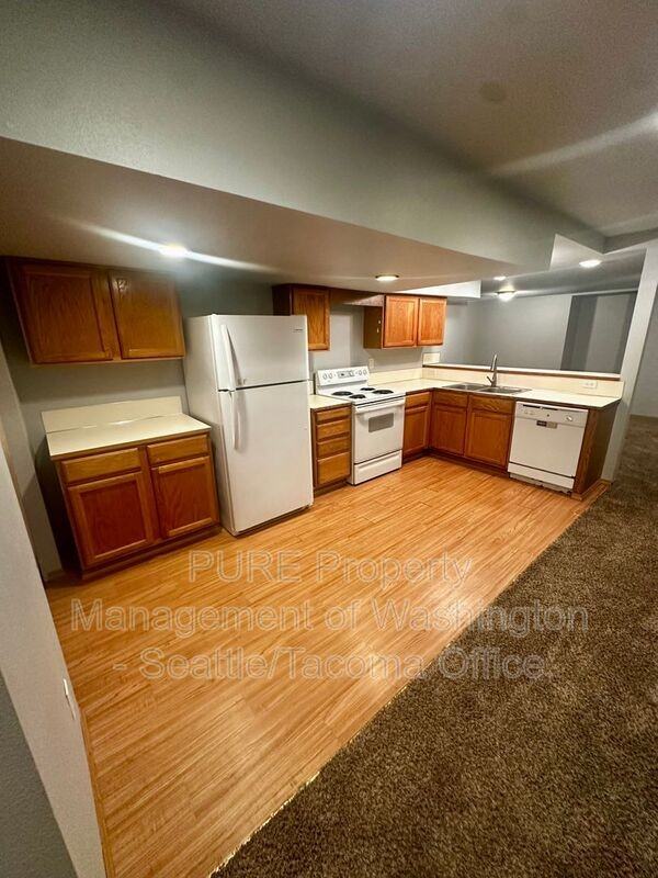 702 119th St S #B - Photo 2 of 16